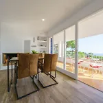 Holiday home Sea Breeze Vista Mar Piscina Privada Aire Acondicionado *