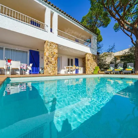 Holiday home Sea Breeze Vista Mar Piscina Privada Aire Acondicionado Tossa de Mar
