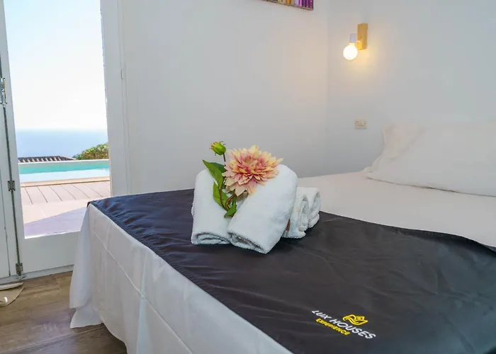 Sea Breeze Vista Mar Piscina Privada Aire Acondicionado 度假居 *